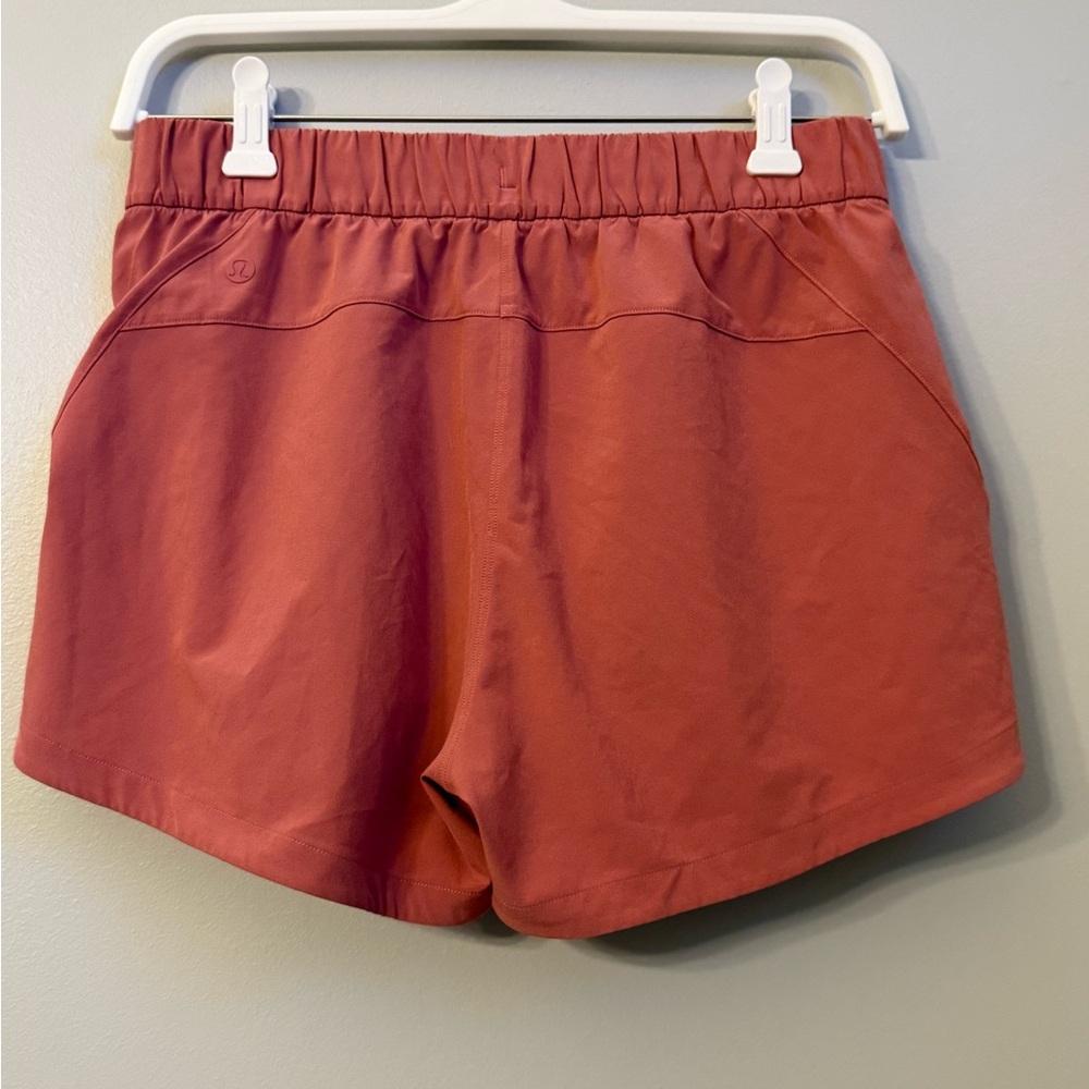 Lululemon Stroll at Sundown 3” short, Spiced Chai, EUC, 4